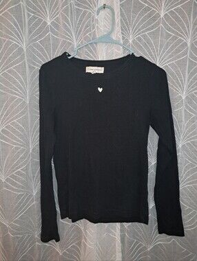 Kerri Rosenthal brand Women's size medium long sleeved ribbed top